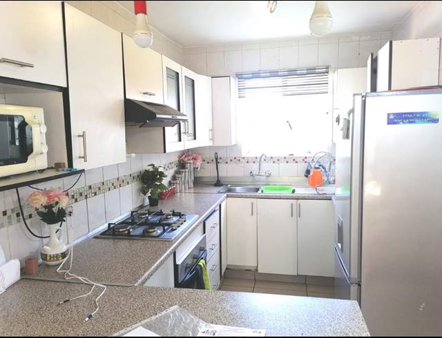 2 BEDROOM APARTMENT FOR SALE IN SOUTHDALE